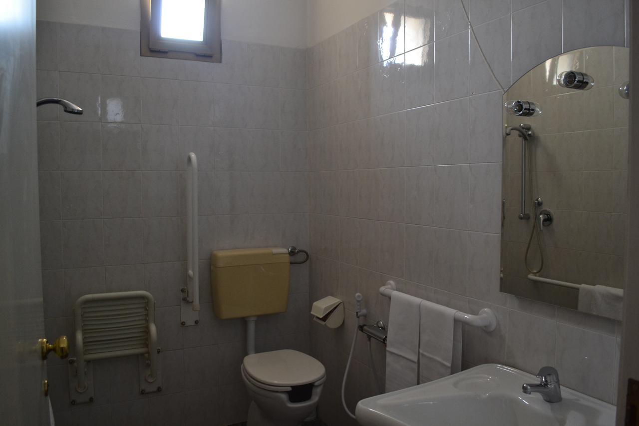 Albergo Imperiale Livorno Esterno foto